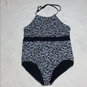 Plus size swim suit